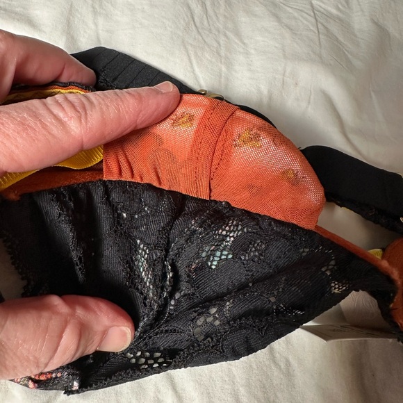 We Are HAH Hot As Hell Free People After Hours Bra Butterflies Combo Sz 32-36 A - Picture 10 of 14